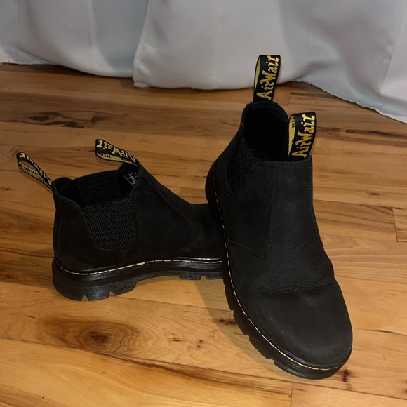 Doc Martens Chelsea Boots - Picture 1 of 4